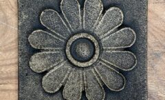 Чугунная плитка «Хамомилля»