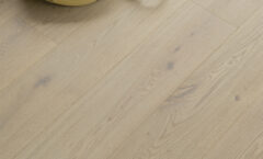 Инженерная доска COSWICK Дуб Слоновая кость (Ivory) Дизайнерские решения (Designer Solution collection) Масло шелковое ультраматовое Черектер Широкоформатная доска 1163-7886-20