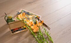 Инженерная доска COSWICK Дуб Титановый буфф (Titanium Buff) Натуральная палитра (Natural Touch collection) Масло шелковое ультраматовое Селект энд Бэттер Широкоформатная доска 1120-1831-10