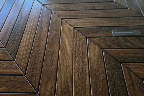 Паркет елка ANGKOR-WOOD - Малайзия Французская елка Ормозия Лак шелковый Селект 2222-0065
