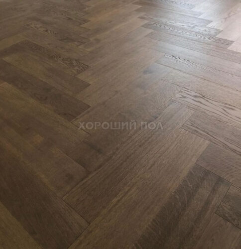 Паркет елка COSWICK Английская елка (90°) Дуб Пекан (Pecan) Таинственный лес (Dark Wood collection) Масло шелковое ультраматовое Селект энд Бэттер Штучный паркет 1151-1872-10