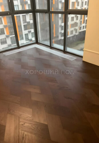 Паркет елка COSWICK Французская елка (60°) Дуб Орех рустикальный (Chestnut Rustic) Таинственный лес (Dark Wood collection) Масло шелковое Таверн Итальянская елка 1192-4204-20