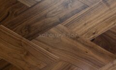 Паркет елка COSWICK Французская елка (60°) Орех Американский Натуральный (Natural) Американский орех (American Walnut collection) Масло шелковое Селект энд Бэттер Итальянская елка 1392-1201-30