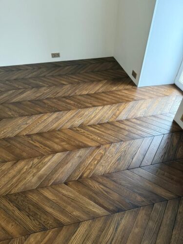 Укладка паркета Французская елка